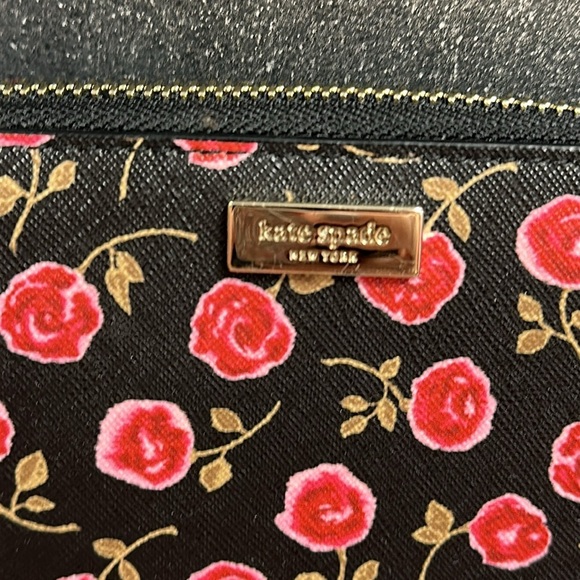 Kate Spade Hazy Rose wallet - Picture 2 of 7